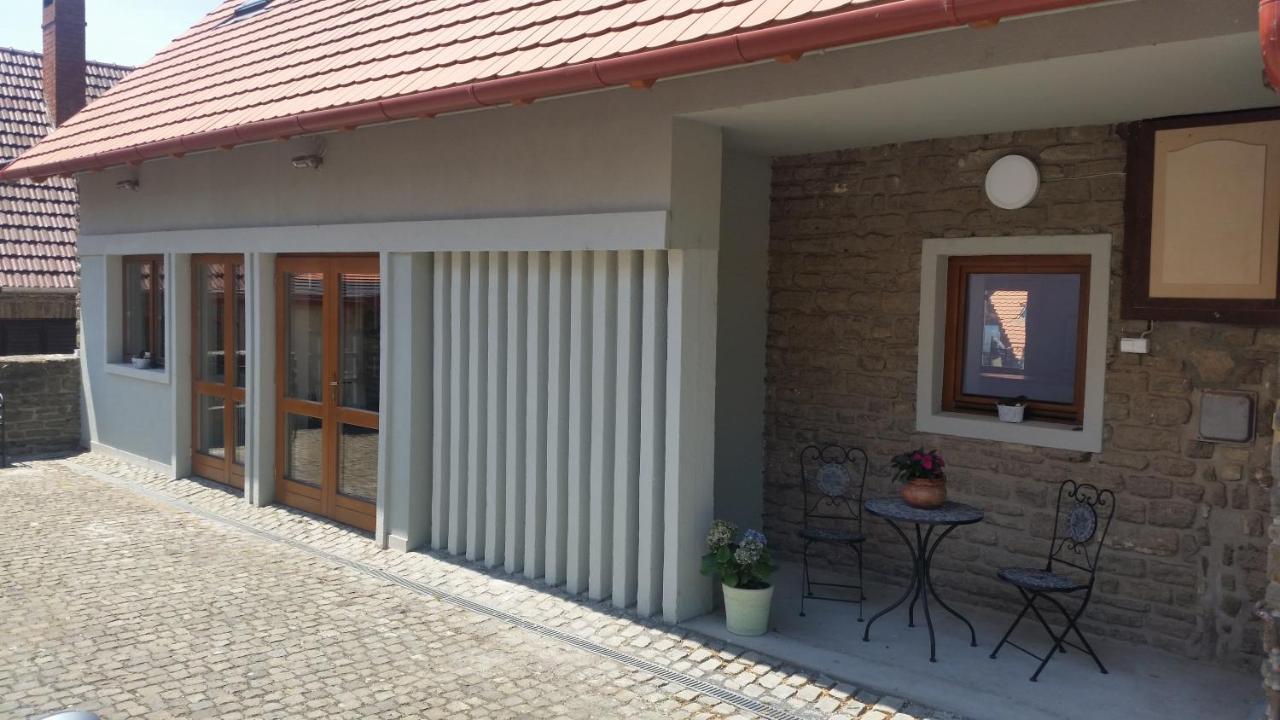 Csoepi Panzio Bed & Breakfast Tihany Exterior photo